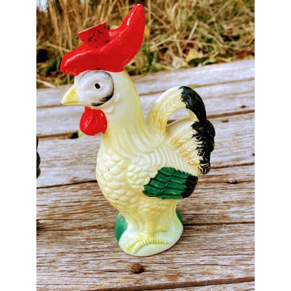 Vintage Oil and Vinegar Bottles Chicken Rooster Farmhouse Primitive - Picture 7 of 8